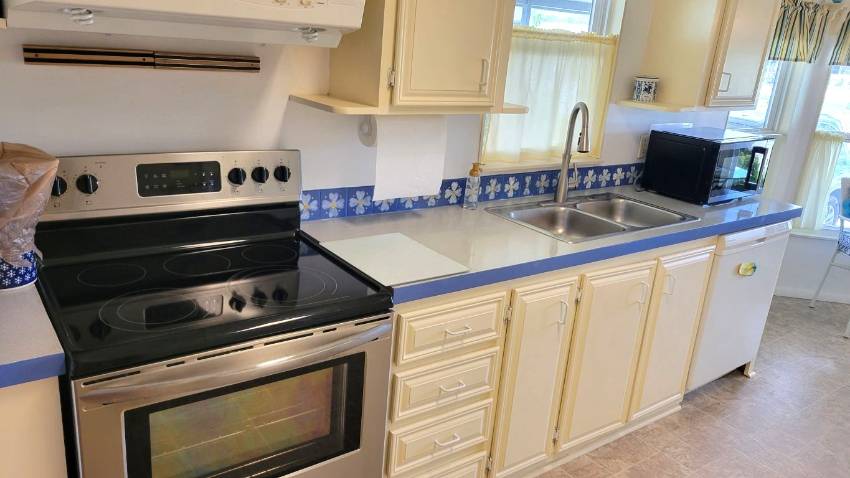 1757 Tower Lakes Blvd. a Lake Wales, FL Mobile or Manufactured Home for Sale